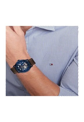Reloj Tommy Hilfiger Modelo 1710660 Marron Hombre