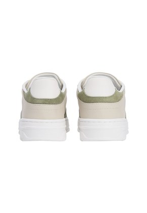 Tenis Verde De Ante Con Suela Cupsole Tommy Hilfiger