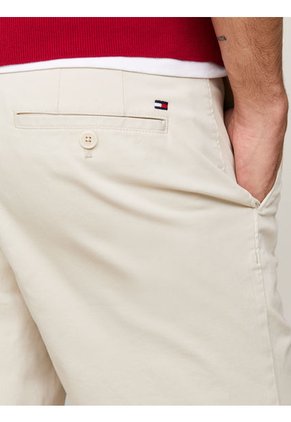 Bermuda Beige Chino Brooklyn Colección 1985 Tommy Hilfiger