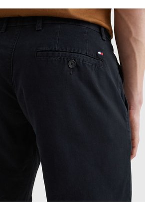 Bermuda Negra Chino Brooklyn Colección 1985 Tommy Hilfiger