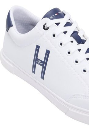 Tenis Blanco IM Tuscan 10 Tommy Hilfiger