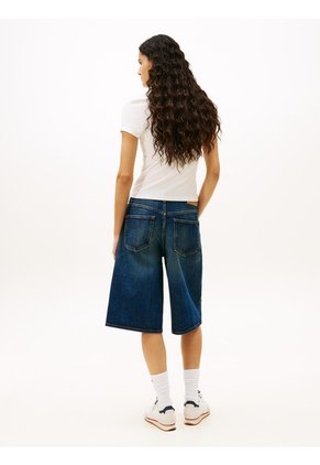 Polo Blanco Con Cuello En V Y Detalles Contrastantes. Tommy Jeans