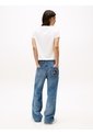 Camiseta Blanca De Corte Regular Tommy Girl Tommy Jeans de Tommy Hilfiger