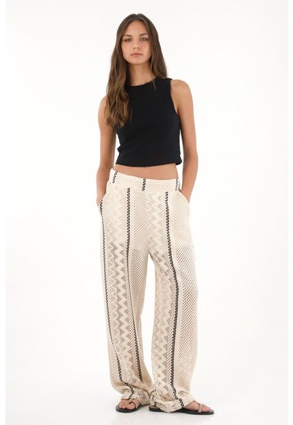 Pantalón Recto Tejido Con Líneas En Contraste Crudo Para Mujer