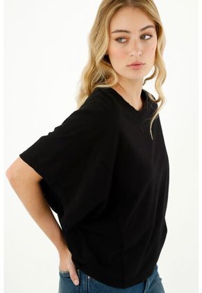 Camiseta Negra Oversize Para Mujer