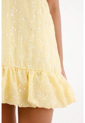 Topmark Vestido Corto Para Mujer De Poliéster Amarillo Fit Relajado Con Volante Fruncido