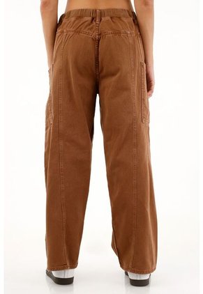 Topmark Pantalón Tiro Medio Con Teñido Overdye Para Mujer