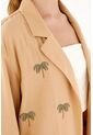 Blazer Café Con Palmeras Bordadas Para Mujer de topmark