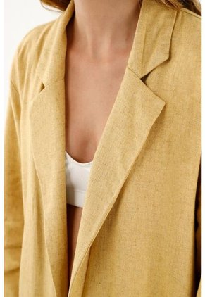 Blazer Con Tapas De Bolsillos Amarillo Para Mujer