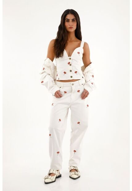 Camisa En Denim Crudo Con Flores Bordadas Para Mujer