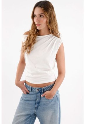 Topmark Tshirt Para Mujer En Algodón Blanco Fit Relajado Con Escote Asimétrico
