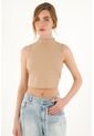 Crop Top Cuello Tortuga Crudo Para Mujer de topmark