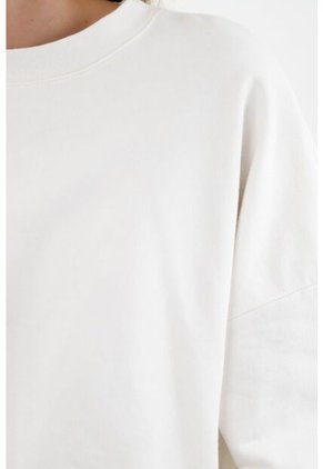 Buzo Cuello Redondo Crudo Para Mujer