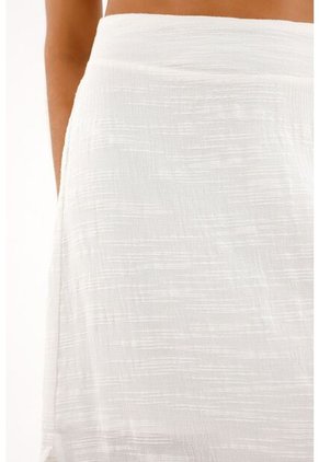 Topmark Falda Crudo Con Aberturas En Costados Para Mujer