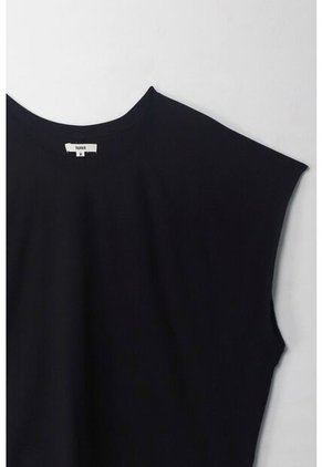 Topmark Camiseta Con Cortes Verticales Negra Para Mujer