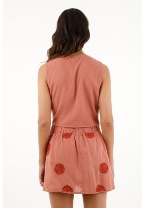 Camisa Rosada Con Bordado De Flores Para Mujer