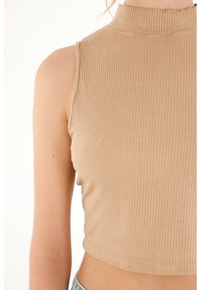 Crop Top Cuello Tortuga Crudo Para Mujer