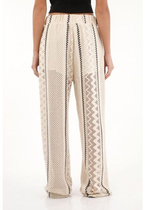 Pantalón Recto Tejido Con Líneas En Contraste Crudo Para Mujer