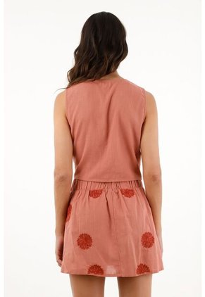 Camisa Rosada Con Bordado De Flores Para Mujer