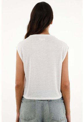 Camiseta Blanca Con Ruedo Asimétrico Para Mujer
