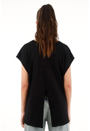 Topmark Camiseta Negra De Silueta Amplia Para Mujer