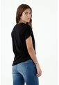 Camiseta De Mujer, Cuello Redondo Manga Corta, Con Estampado Tipográfico de topmark