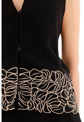 Topmark Chaleco Negro Con Bordado En Ruedo Para Mujer