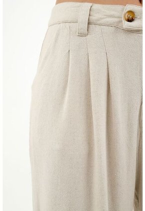 Pantalón Con Prenses Crudo Para Mujer