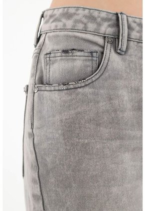 Topmark Jean Negro Con Desgastes Y Rotos Para Mujer