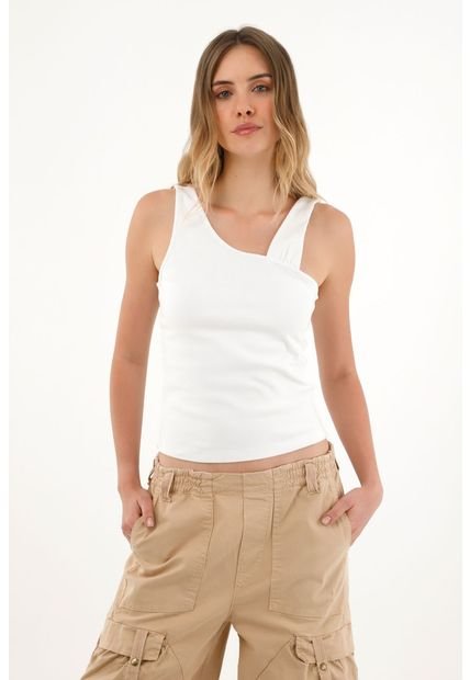 Camiseta Con Escote Asimétrico Blanca Para Mujer