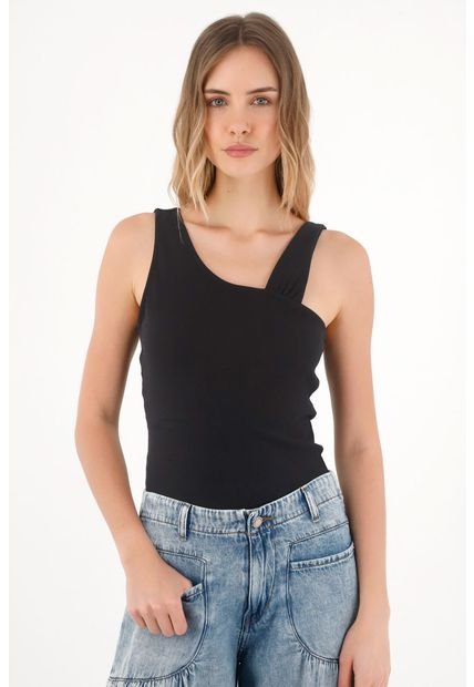 Camiseta Con Escote Asimétrico Negra Para Mujer