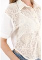 Topmark Camisa Boxy Con Frente Calado Tipo Encaje De Algodón Marfil Para Mujer de topmark