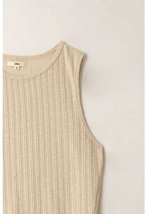 Topmark Camiseta Manga Sisa Tejida Crudo Para Mujer