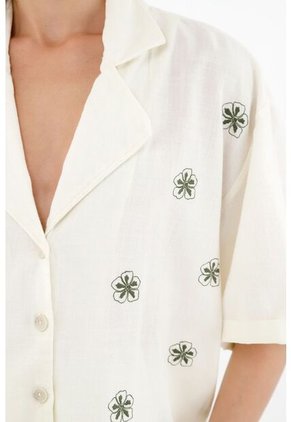 Topmark Camisa Crudo Con Mini Bordados Para Mujer