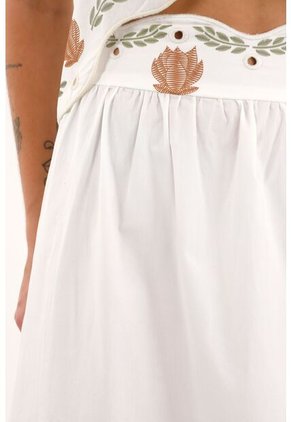 Topmark Falda Larga Con Flores En Pretina Crudo Para Mujer