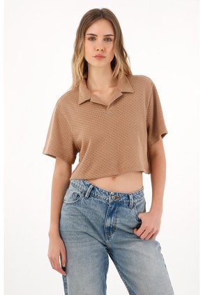 Topmark Camiseta Crop Amplia Café Con Acabado Natural Para Mujer