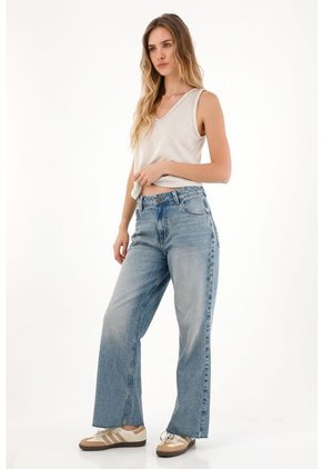 Topmark Jean Flare Tono Medio Con Bota Al Corte Para Mujer