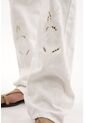 Topmark Jean Recto Con Bordados Crudo Para Mujer de topmark