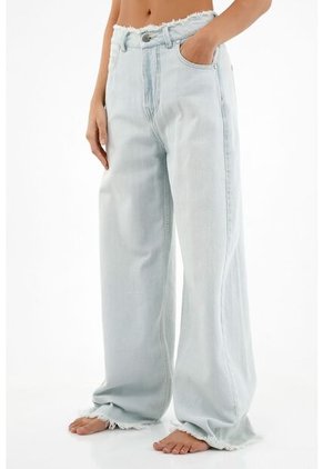 Jean En Denim Liviano Azul Claro Para Mujer