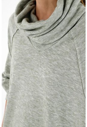 Buzo Verde Cuello Tortuga Para Mujer