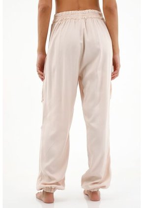 Pantalón Con Pretina Y Bota Enresortada Crudo Para Mujer