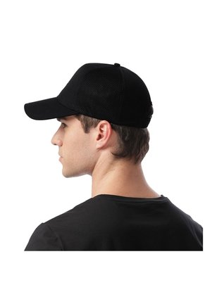 Gorra Camionera Lonty Color Negro