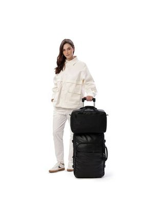 Tula De Viaje 2 En 1 Underseat Mediana Negra