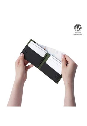 Billetera Para Hombre Ermac 3.0 Con RFID Blocker Verde