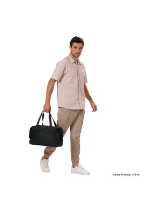Tula De Viaje Weekender Mediana Color Negra
