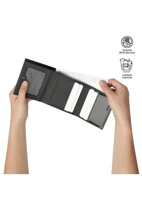 Billetera Para Hombre Saffiano Aqi Negra Con RFID Blocker