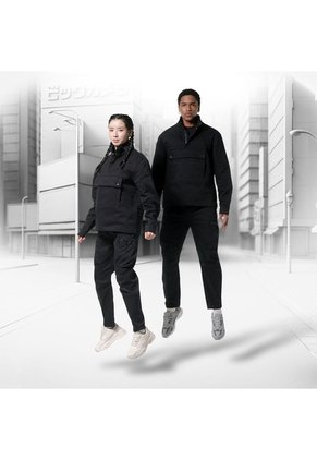 Chaqueta Unisex Trek Negra Tipo Pullover