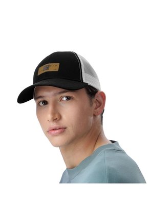 Gorra Camionera Voltty Color Negro
