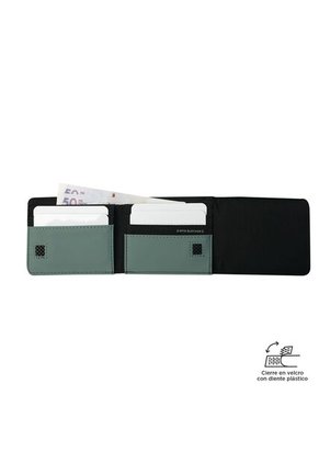 Billetera Ermac 3.0 Con RFID Blocker Negra