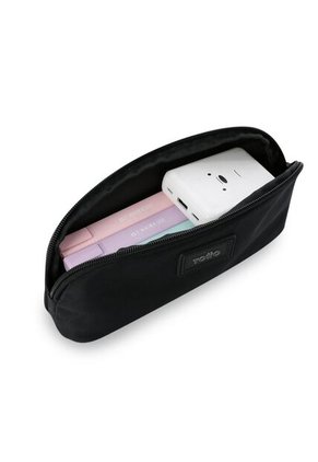 Cartuchera Multiuso Trik 4 Pequeña Negra